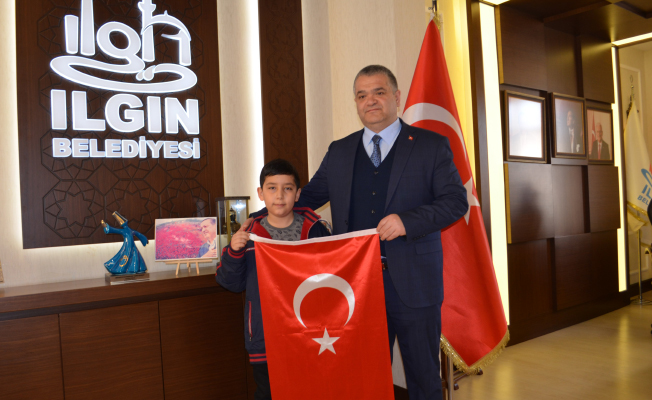 ‘Zeytin Dalı Harekatı’na katılan Mehmetçik’e destek klibi